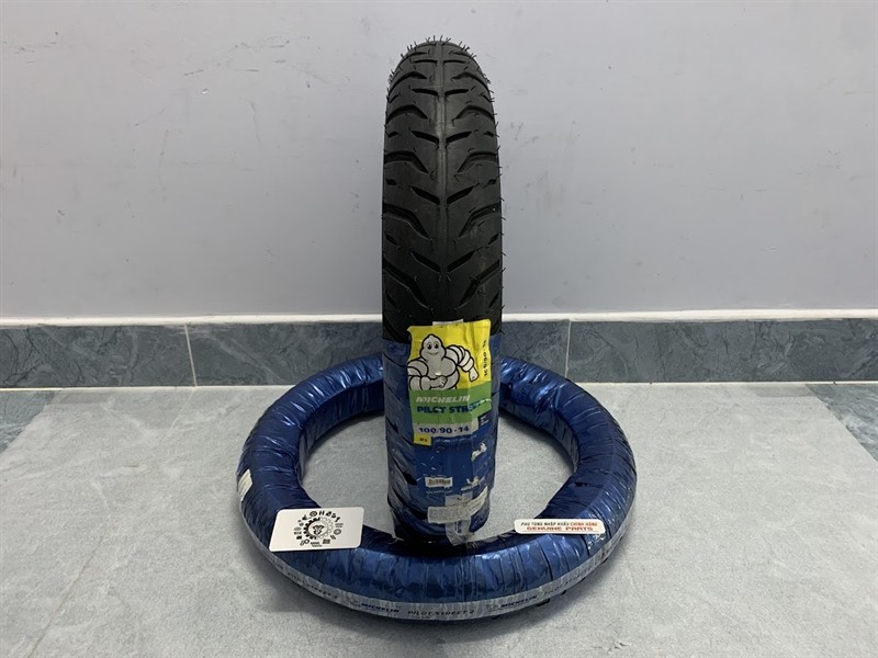 VỎ MICHELIN 100.90-14 57S REINF TL (PILOT STREET 2)