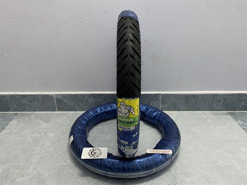 VỎ MICHELIN 70.90-17 43S REINF TL (PILOT STREET 2)