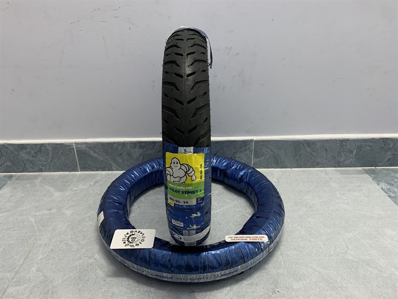 VỎ MICHELIN 80.90-14 46S REINF TL (PILOT STREET 2)