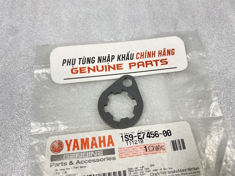 Phe cài nhông Yamaha 1 lỗ 1S9E74560000