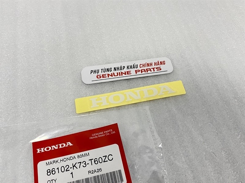 Tem Honda yếm bạc Wave 125i 86102-K73-T60ZC